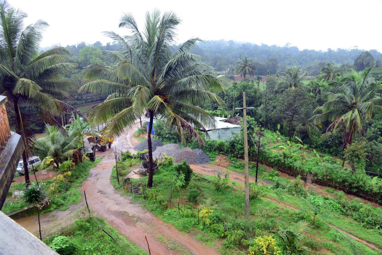 Sri Ranga Homestay Mavingundi Exterior photo